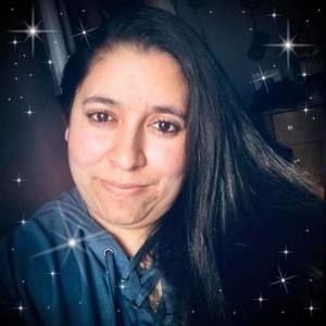 Meet your Posher, Laura